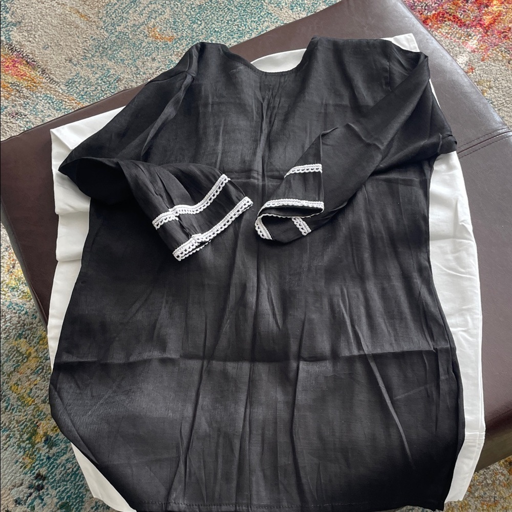 Black Embroidered Women's Tunic - Picture 7 of 8